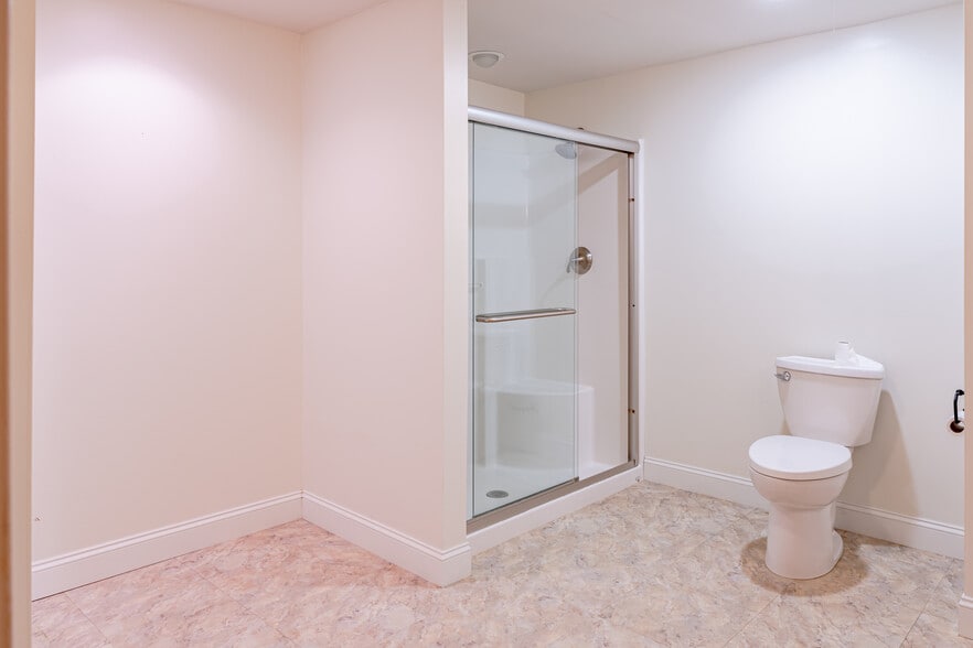 More Photos Of 37 Patricia Dr, Pleasant Valley Specialty For Sale