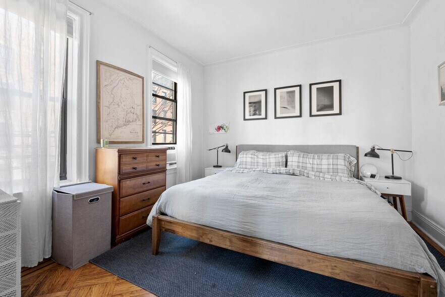 More Photos Of 174 15th St, Brooklyn Apartments For Sale
