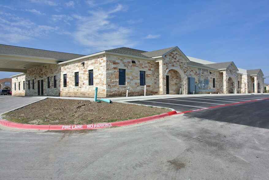 More Photos Of 3800 So W S Young Dr, Killeen Medical For Lease