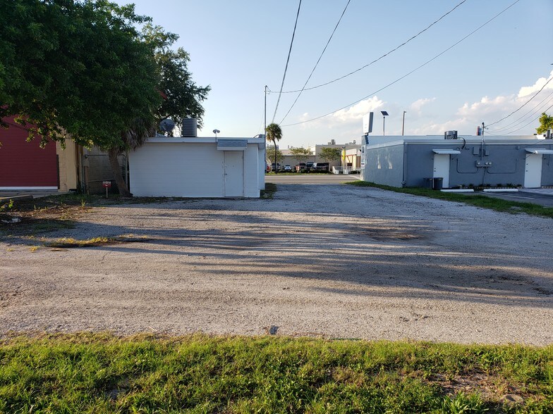 More Photos Of 4980 Park Blvd, Pinellas Park Office For Sale