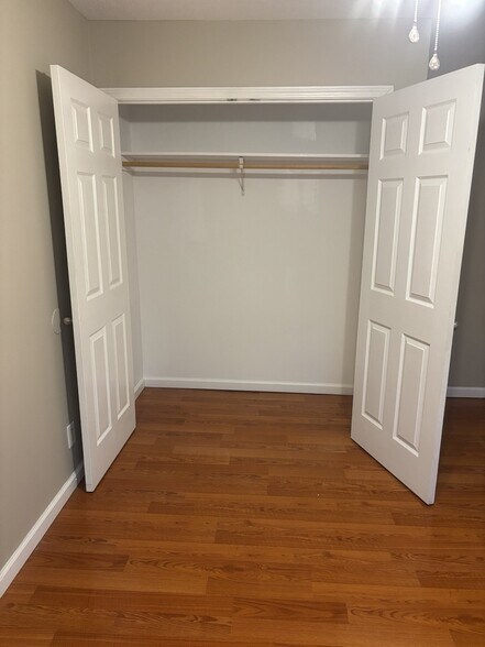 More Photos Of 944-944 Chadwick Dr, Kingsport Apartments For Sale