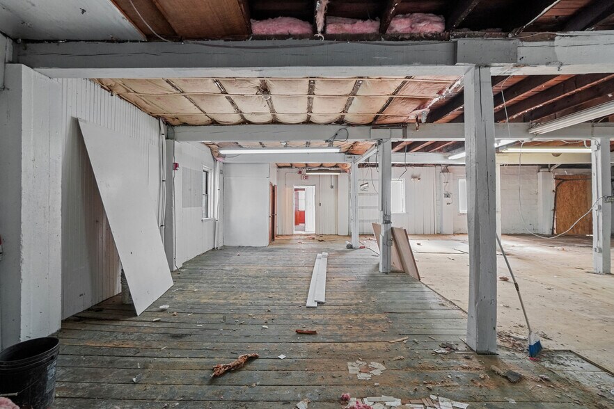 More Photos Of 72 PARKER St, Woonsocket General Retail For Sale