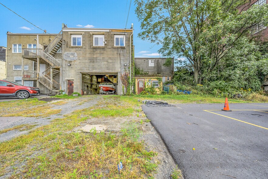 More Photos Of 515 Wyoming Ave, Scranton Flex For Sale