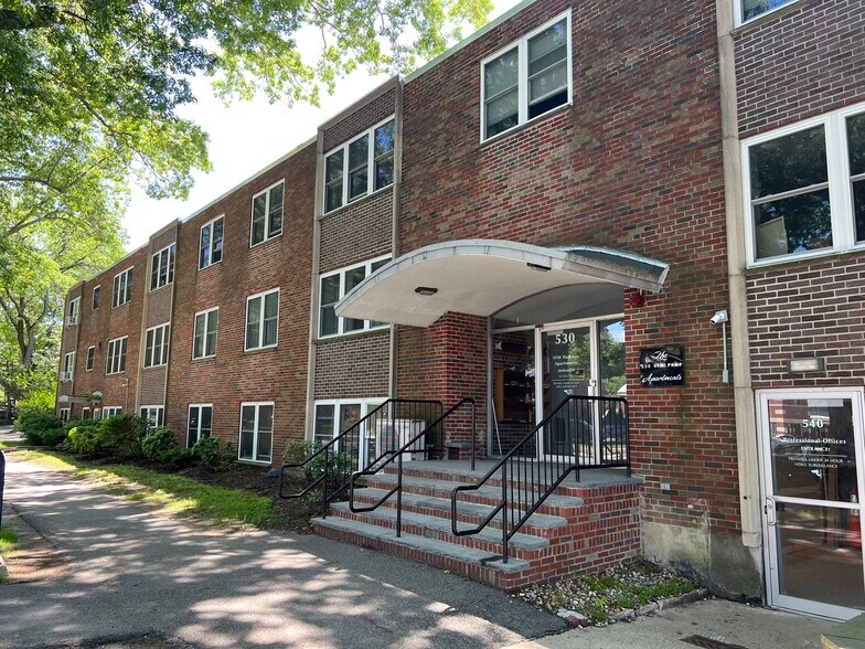 More Photos Of 530-540 VFW Pky, West Roxbury Apartments For Lease