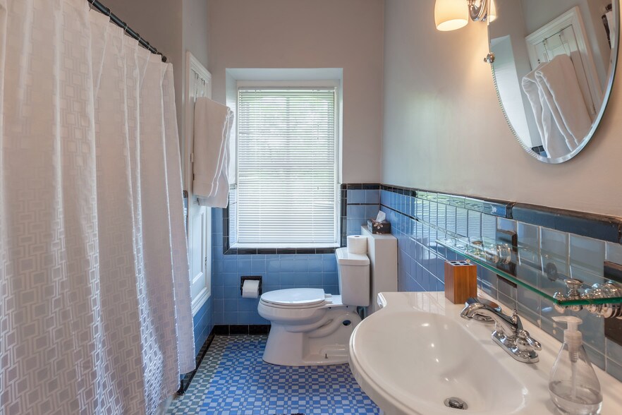 More Photos Of 453 Angell St, Providence Apartments For Sale