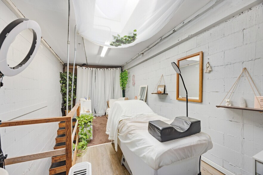 More Photos Of 201 Western Ave, Petaluma Storefront Retail Office For Sale