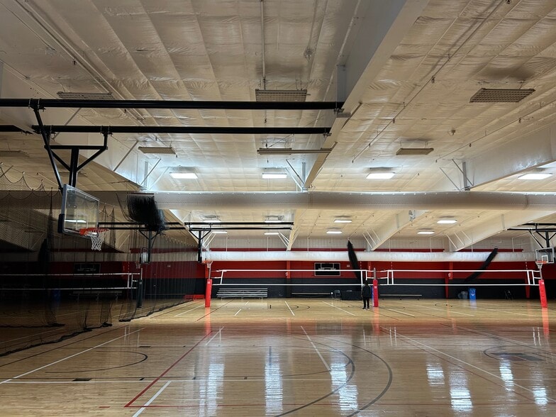 More Photos Of 45300 Mound Rd, Shelby Township Amusement Park For Sale