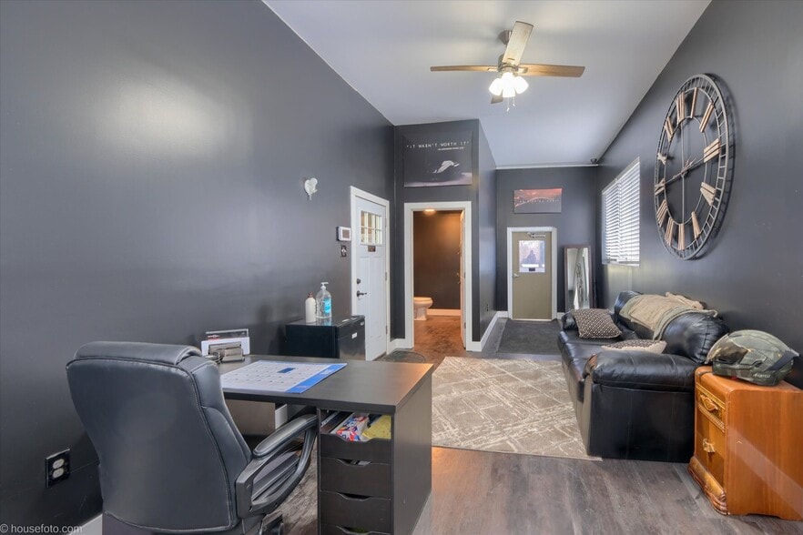 More Photos Of 5482 Miller Rd, Swartz Creek Auto Repair For Sale