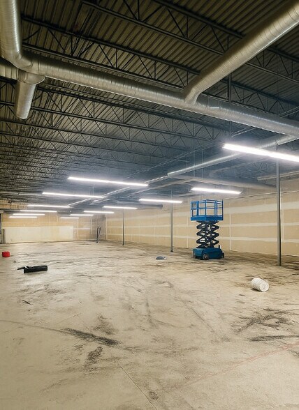 More Photos Of 3120-3160 Ridge Rd W, Rochester Unknown For Lease