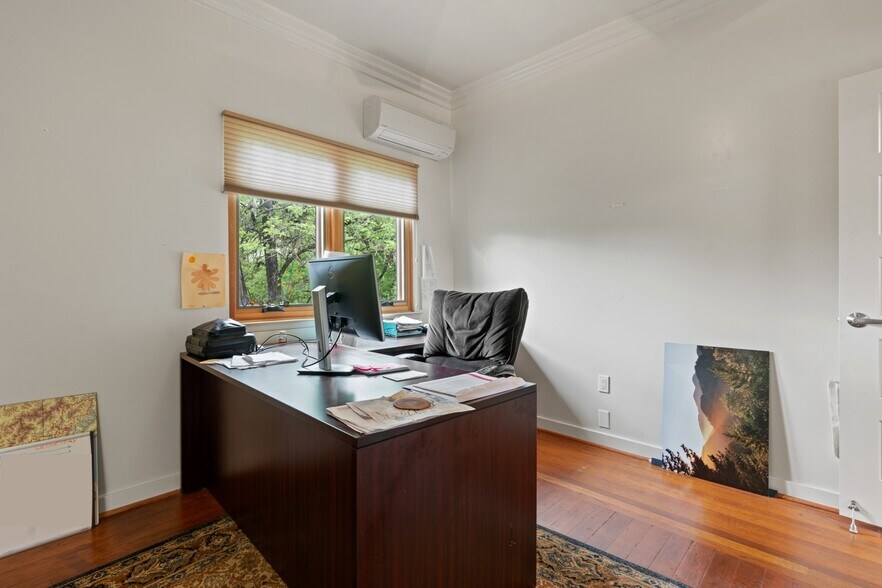 More Photos Of 660 N State St, Ukiah Medical For Sale