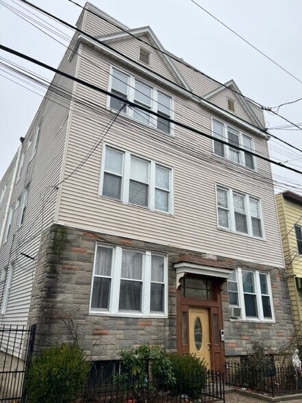 More Photos Of 229 Lembeck Ave, Jersey City Apartments For Sale