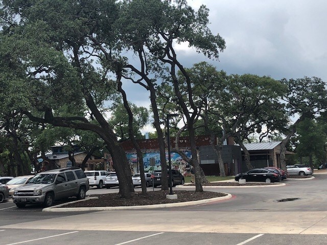 More Photos Of 21819 W Interstate 10 Pky, San Antonio Restaurant For Sale
