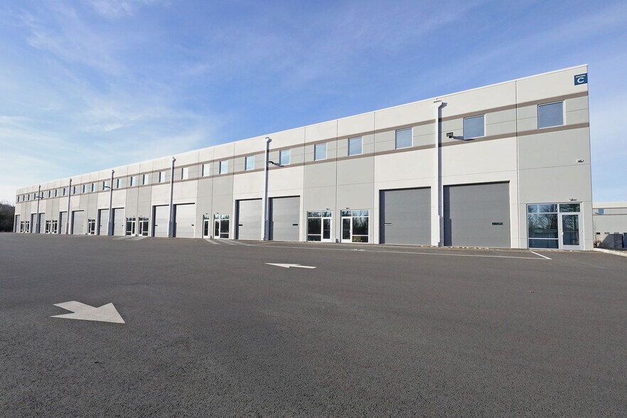 More Photos Of 115 River Road, Flemington Unknown For Lease