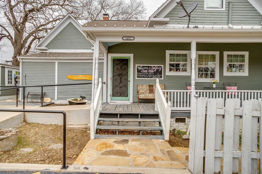 More Photos Of 1092 W Tarleton St, Stephenville Hospitality For Sale
