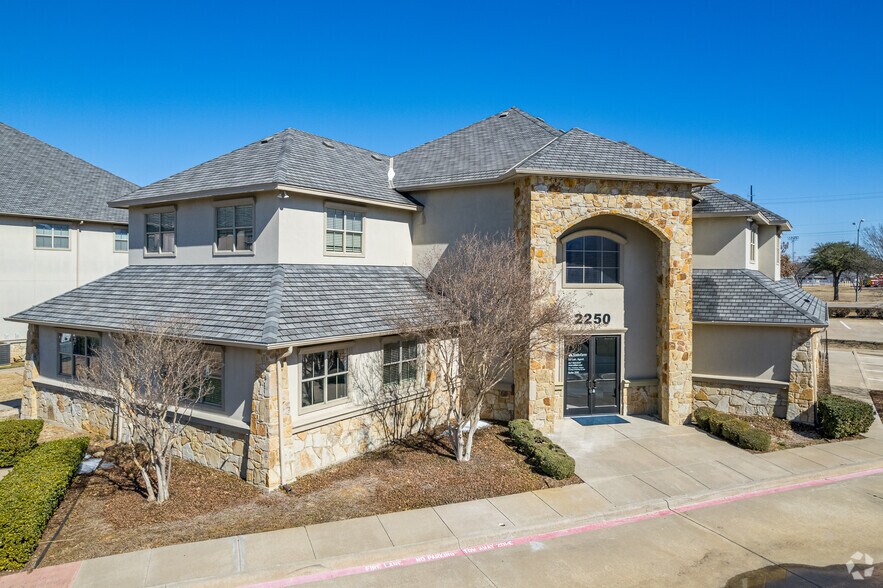 More Photos Of 2250 Pool Rd, Grapevine Office Residential For Sale