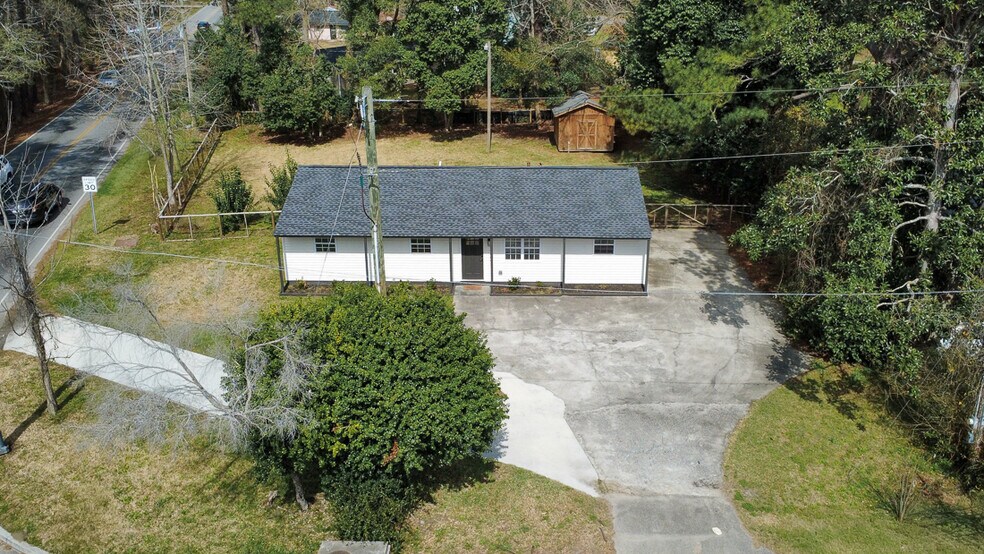 More Photos Of 1733 Main Rd, Johns Island Office For Sale