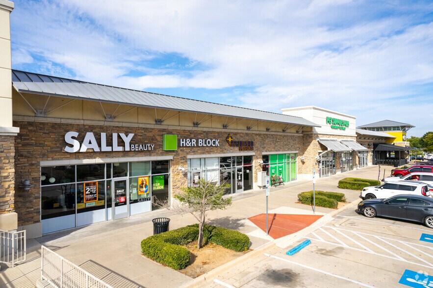 More Photos Of 1400-1800 S Loop 288, Denton Unknown For Lease