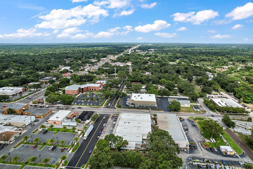 Primary Photo Of 40-60 E 5th St, Apopka Storefront For Lease