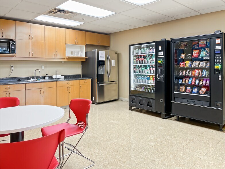 More Photos Of 3707 E Southern Ave, Mesa Coworking Space