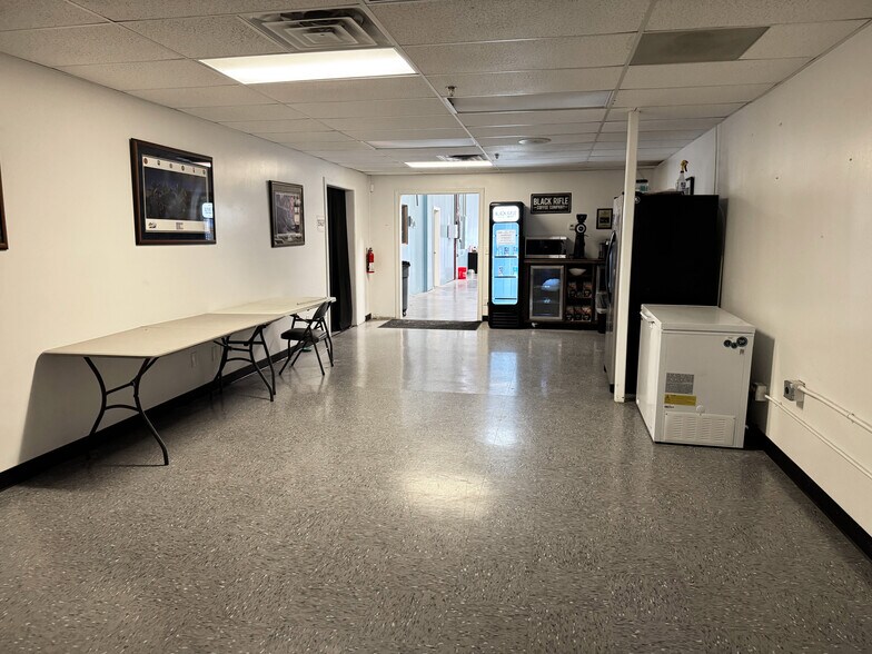 More Photos Of 1825 S East Bay Blvd, Provo Manufacturing For Lease