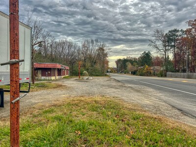 More Photos Of 2395 Pocahontas Trl, Williamsburg General Retail For Sale