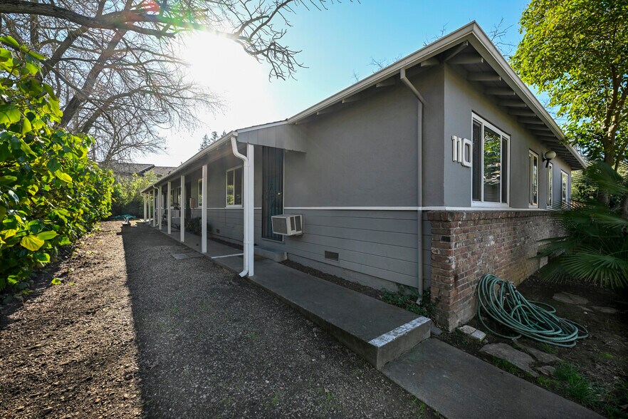 More Photos Of 110 Ruth Ct, Sacramento Apartments For Sale
