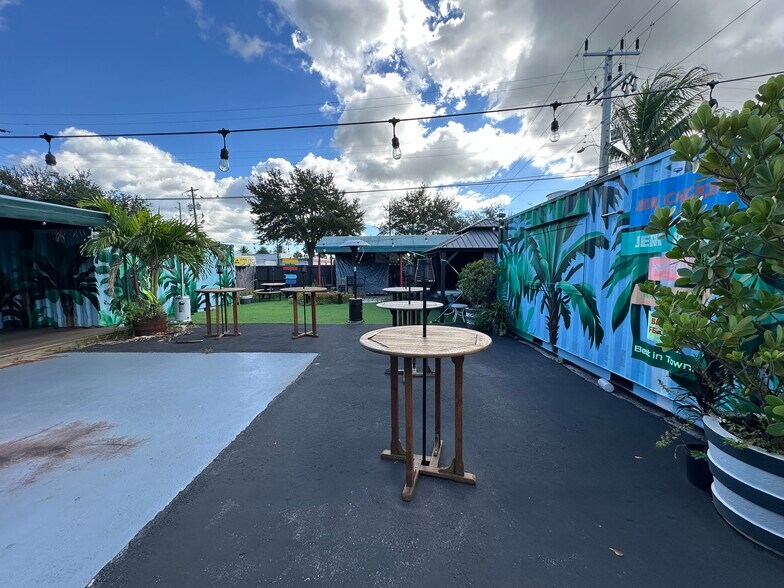 More Photos Of 2220 SW 60th Ter, Miramar Manufacturing For Sale