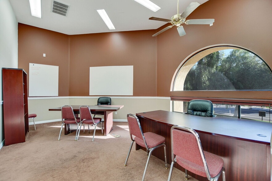 More Photos Of 34590 W County Line Rd, Yucaipa Storefront Retail Office For Lease