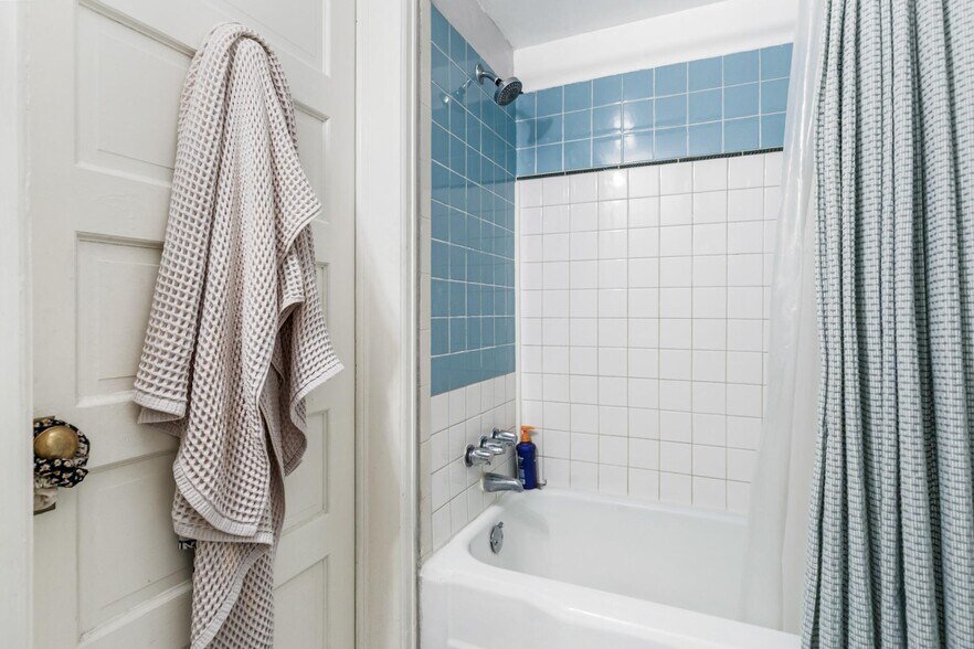 More Photos Of 1138 N Clarkson St, Denver Apartments For Sale