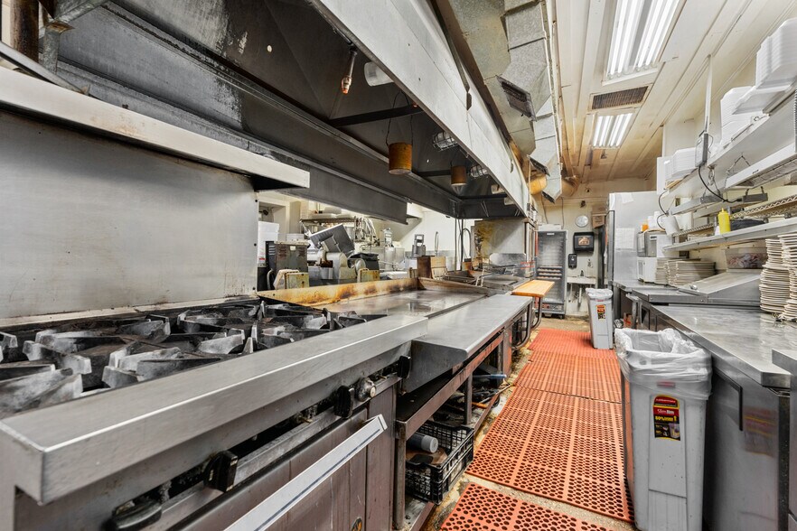 More Photos Of 4412 Hwy 377, Brownwood Restaurant For Sale