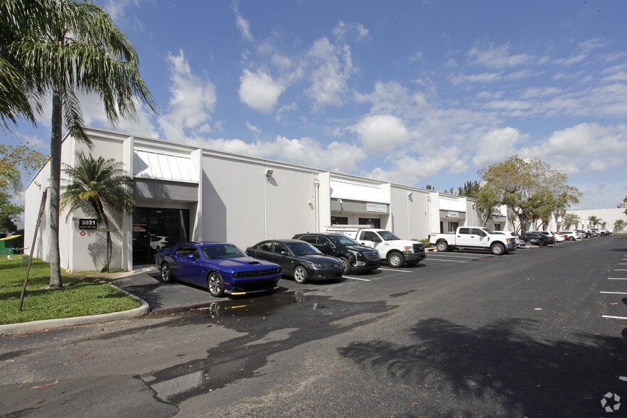 Primary Photo Of 3921 SW 47th Ave, Davie Warehouse For Lease