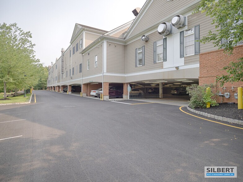 More Photos Of 665 Martinsville Rd, Basking Ridge Unknown For Lease
