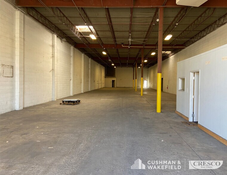 More Photos Of 4800 Van Epps Rd, Brooklyn Heights Warehouse For Lease