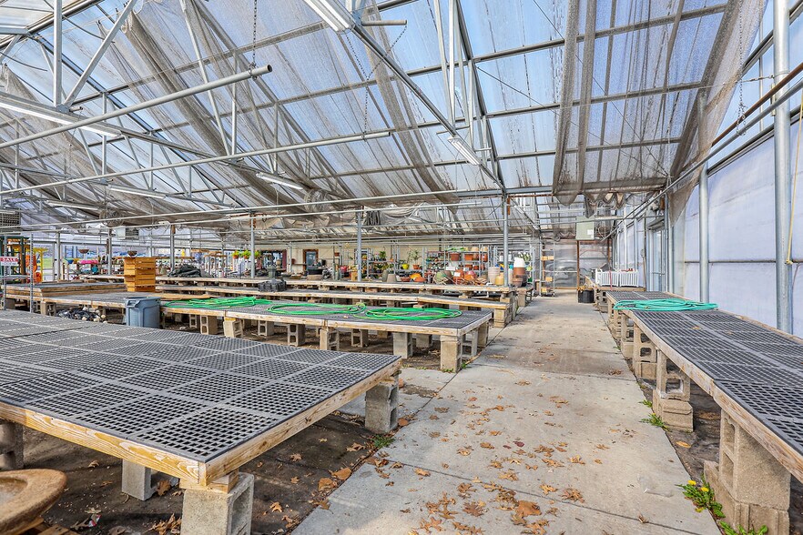 More Photos Of , Blue Springs Unknown For Sale