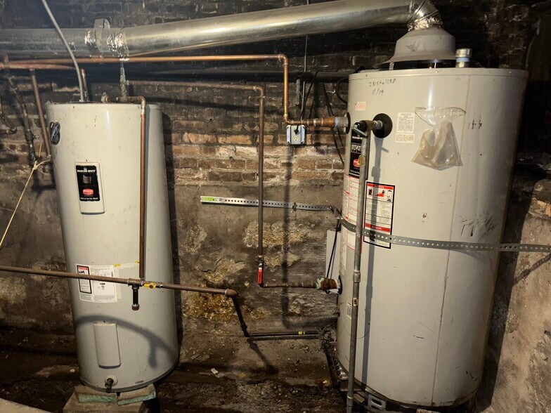 More Photos Of , Chicago Multifamily For Sale