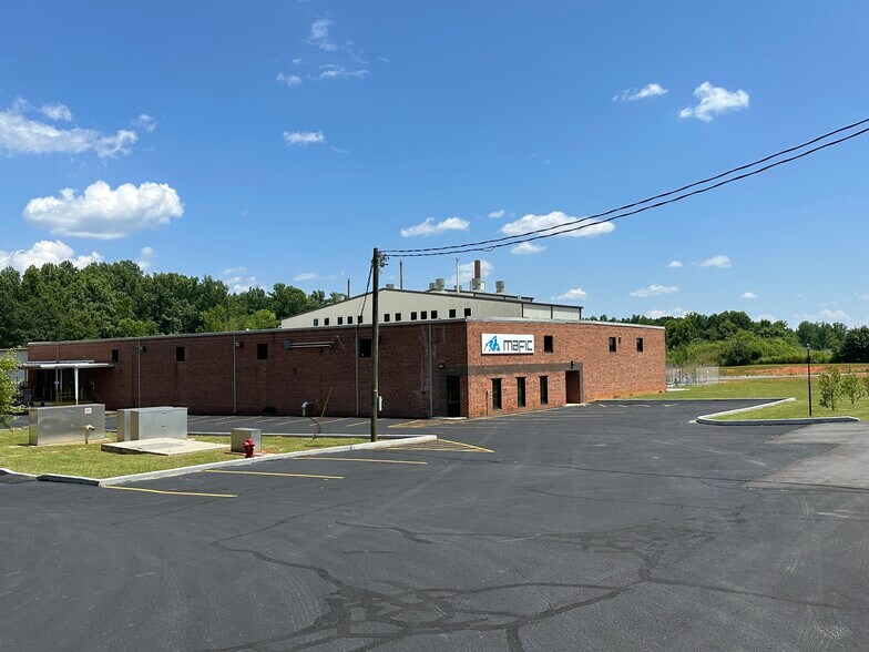 More Photos Of 119 Metrolina Dr, Shelby Manufacturing For Sale