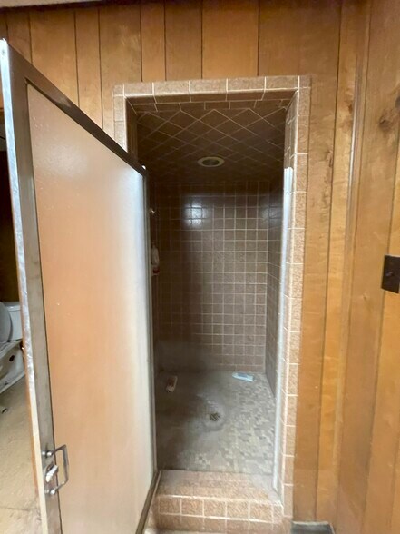 More Photos Of 854 Highway 397, Lake Charles Warehouse For Lease