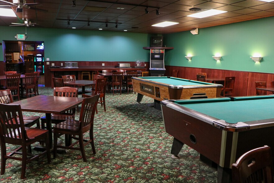 More Photos Of 710 S Columbia Ave, Connell Restaurant For Sale