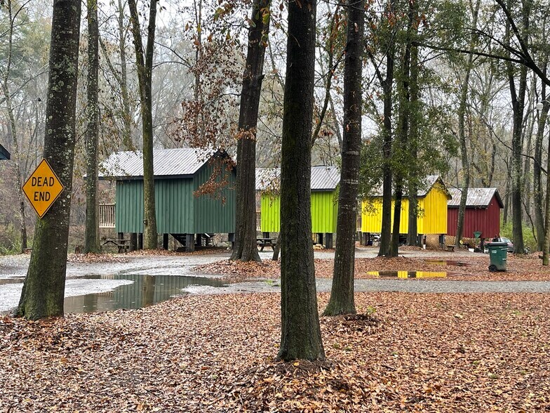 More Photos Of 5543 Juliette Rd, Juliette Specialty For Sale