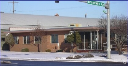 More Photos Of 802 N Fancher Rd, Spokane Valley Office For Lease
