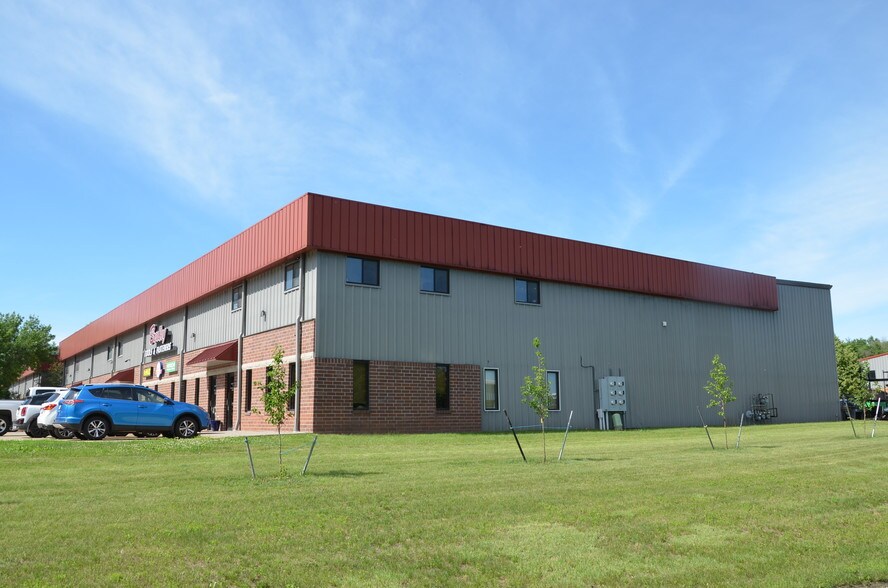 More Photos Of 6250 NW Beaver Dr, Johnston Warehouse For Lease
