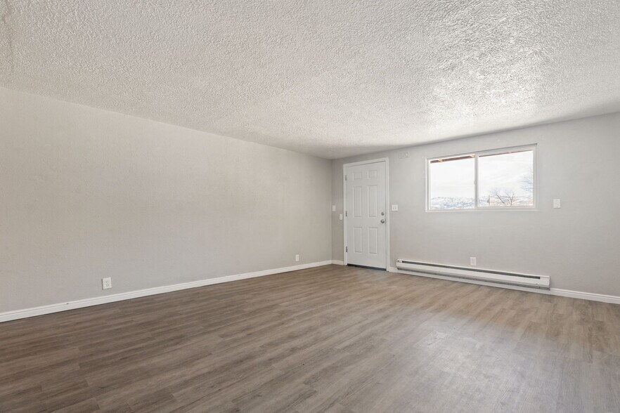 More Photos Of 1002-1022 E Poplar St, Pocatello Multifamily For Sale