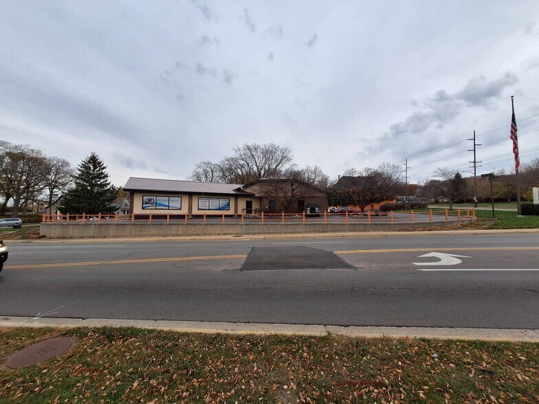 More Photos Of 1800 Union St, Lafayette Office For Sale