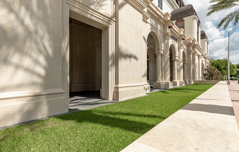 More Photos Of 1515 Sunset Dr, Coral Gables Office For Lease