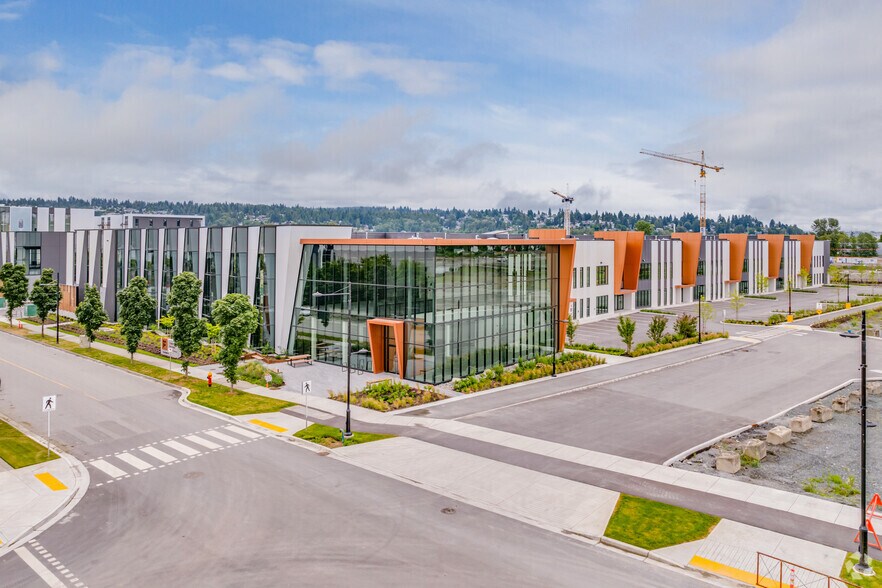 More Photos Of 7 King Edward St, Coquitlam Warehouse For Lease