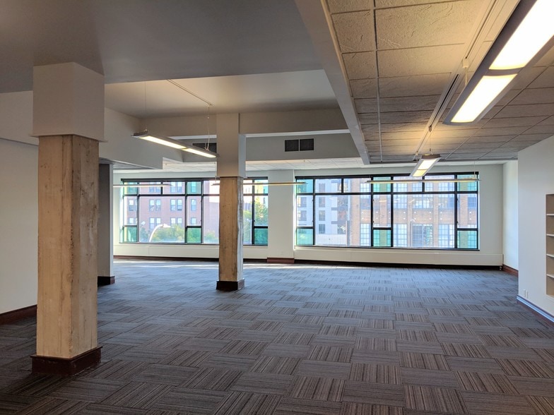 More Photos Of 109-111 Washington Ave N, Minneapolis Loft Creative Space For Lease