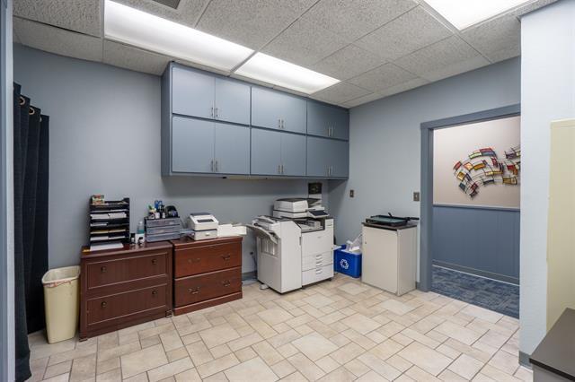 More Photos Of 1818 Grand Ave, Wausau Office For Sale