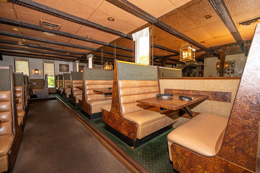 More Photos Of 3365 Abbott Rd, Orchard Park General Retail For Sale