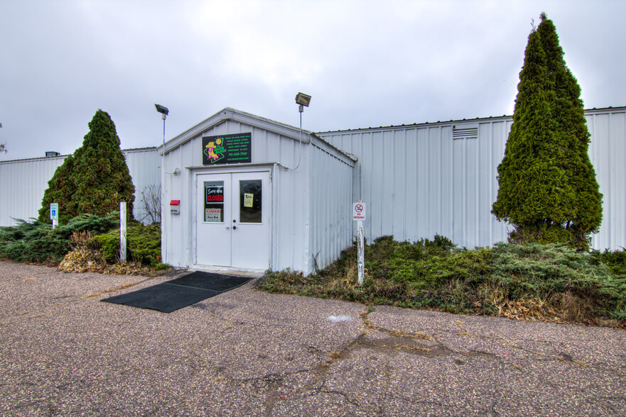 Primary Photo Of N4435 440th St, Menomonie Skating Rink For Sale