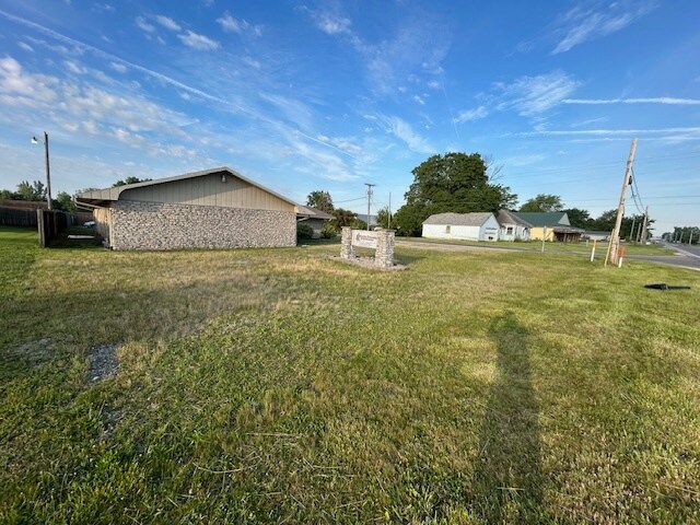 More Photos Of 2015 E State Road 32, Winchester Religious Facility For Sale